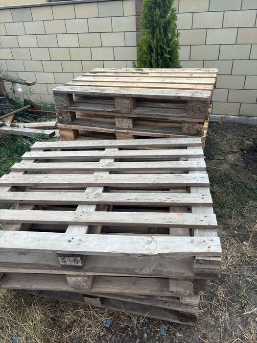 Продам поддони б/у