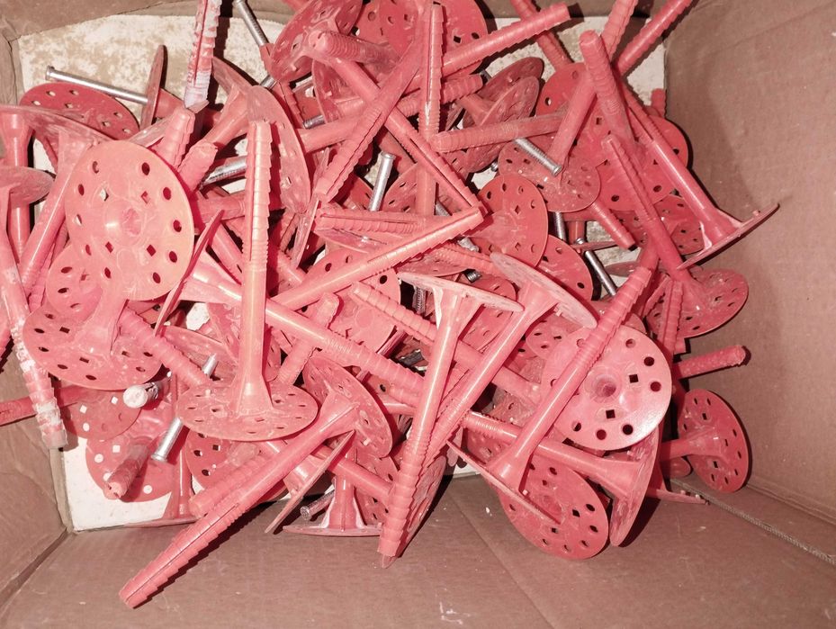 Kołki do styropianu