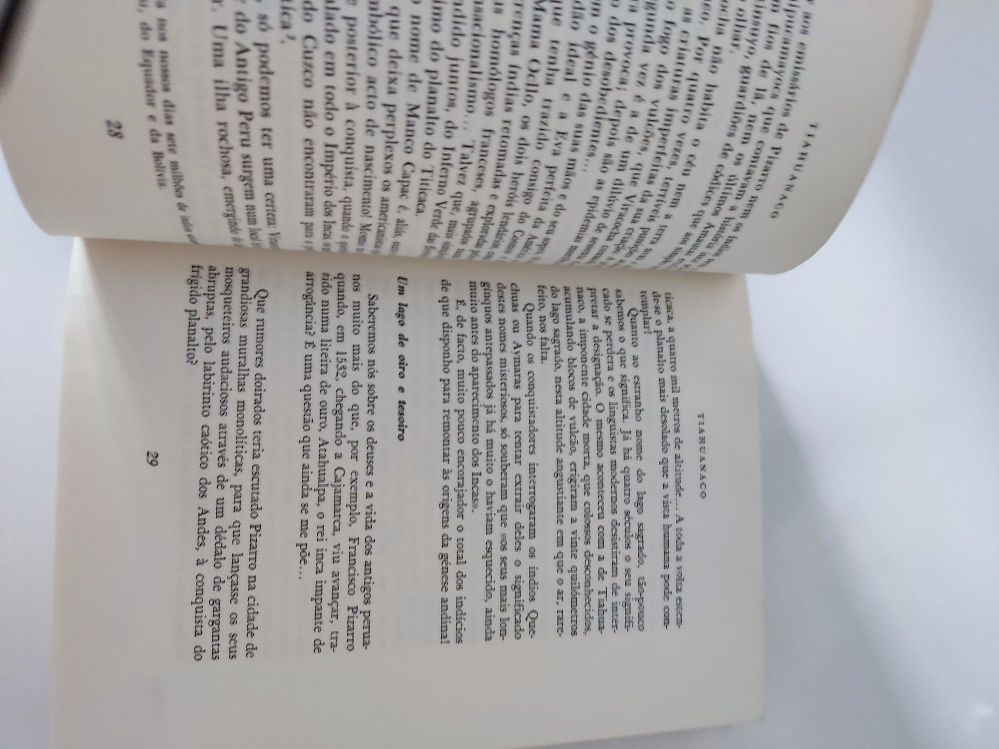 Livro Tiahuanaco de Simone Waisbard