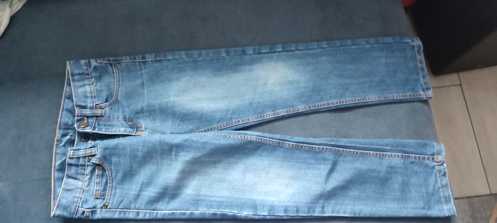 Spodnie jeansy,chłopięce 134