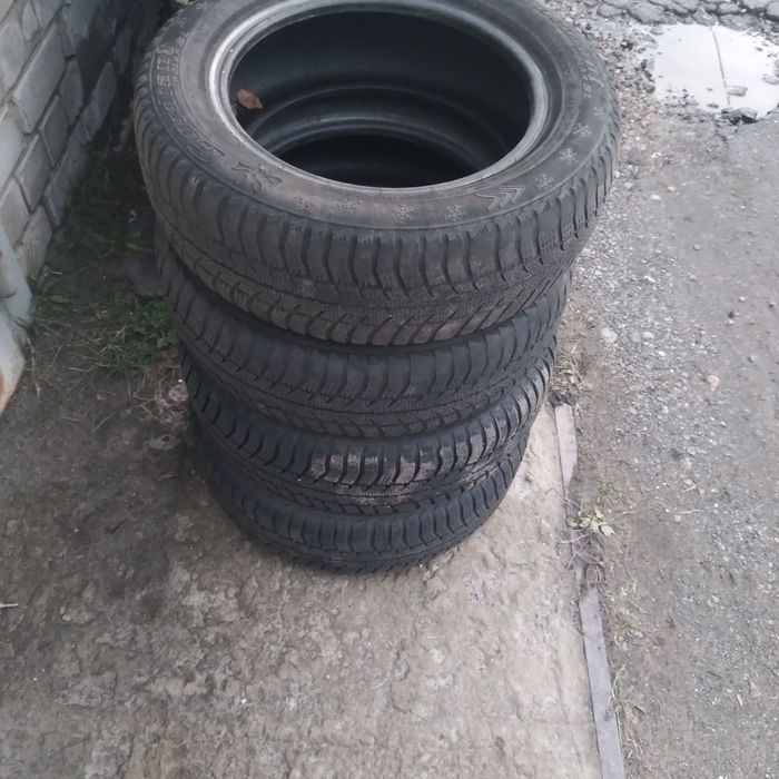 Продам зимние шины