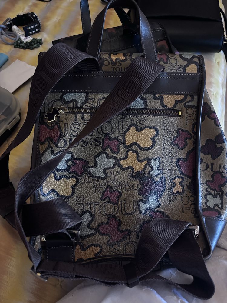 2 mochilas da Tous