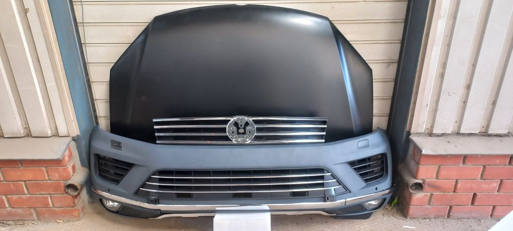 Volkswagen Touareg 2015 Бампер передний фольксваген туарег 2015
