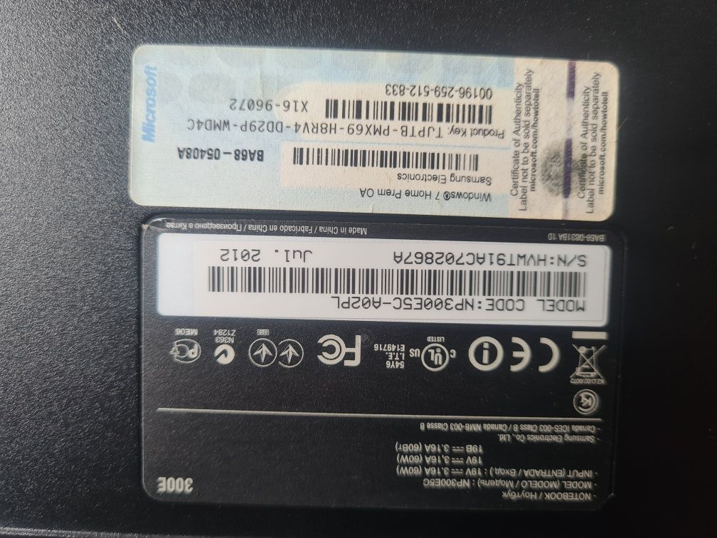 Laptop samsung NP300E5C-A02PL z zasileczem