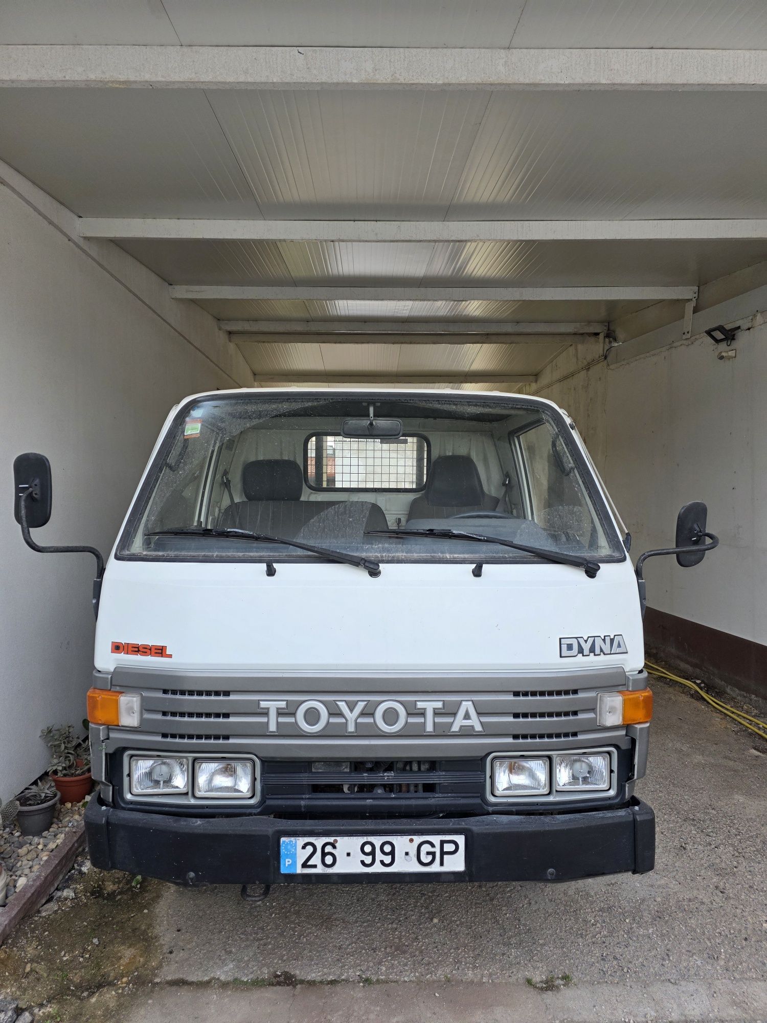 Toytona Dyna 150