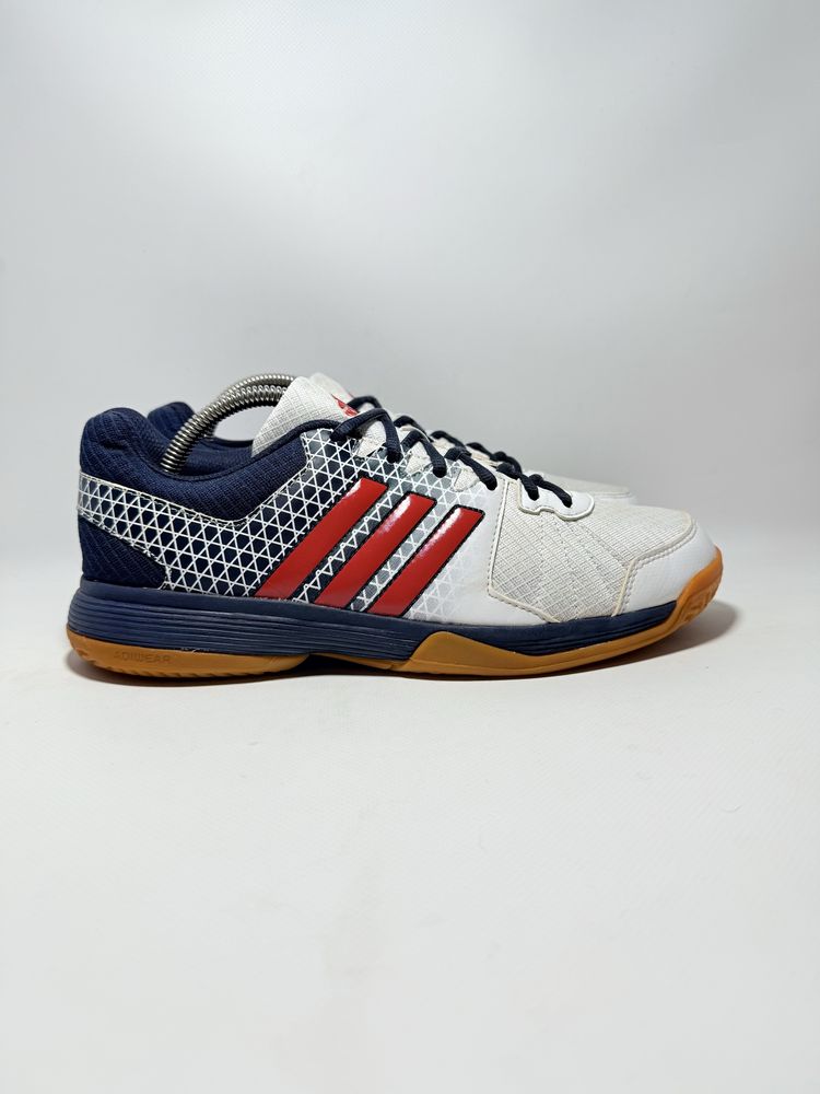 Спортивні кросівки adidas 42 розмір волейбол теніс гандбол