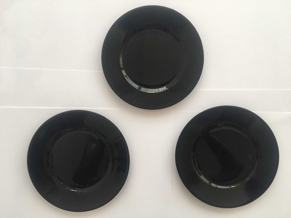 Arcoroc France talerzyki talerze czarne