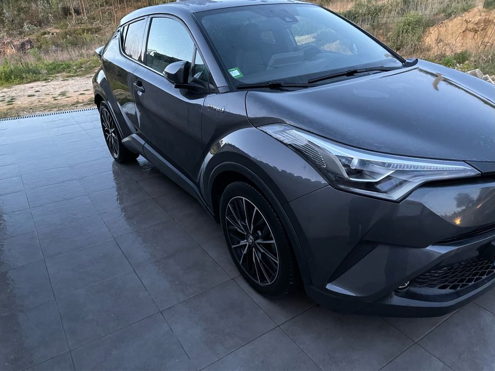 Toyota CH-R 1.8 Híbrido Exclusive + pack Luxury