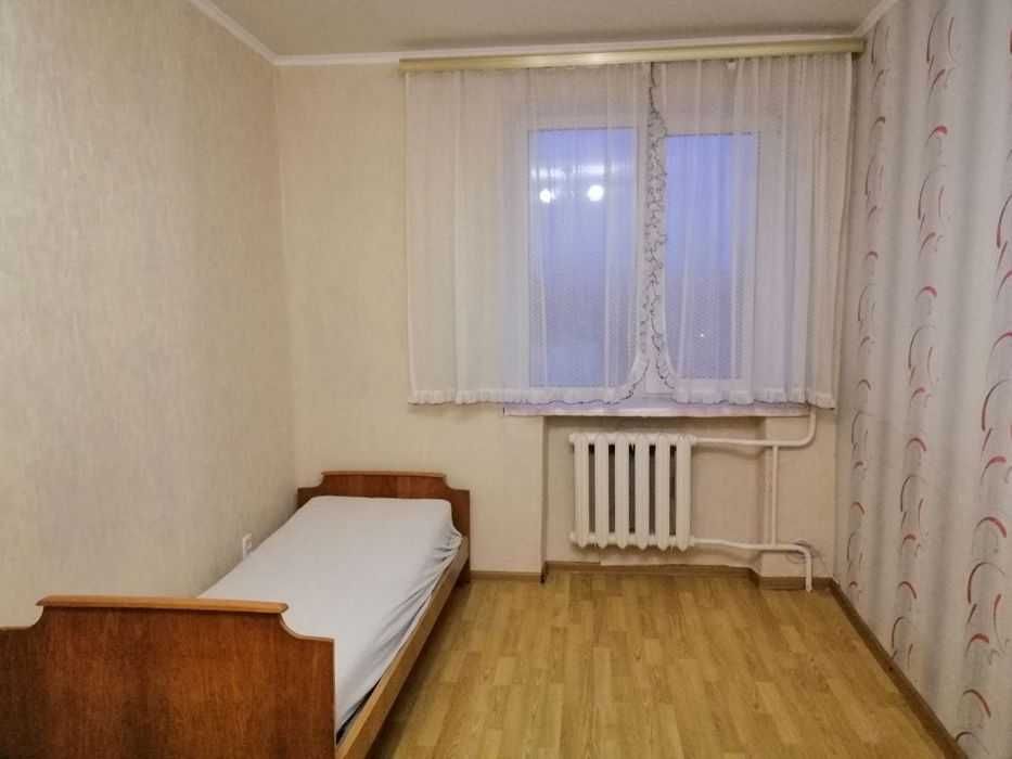 Продам затишну кімнату в теплому гуртожитку з гарним виглядом ВЛАСНИК