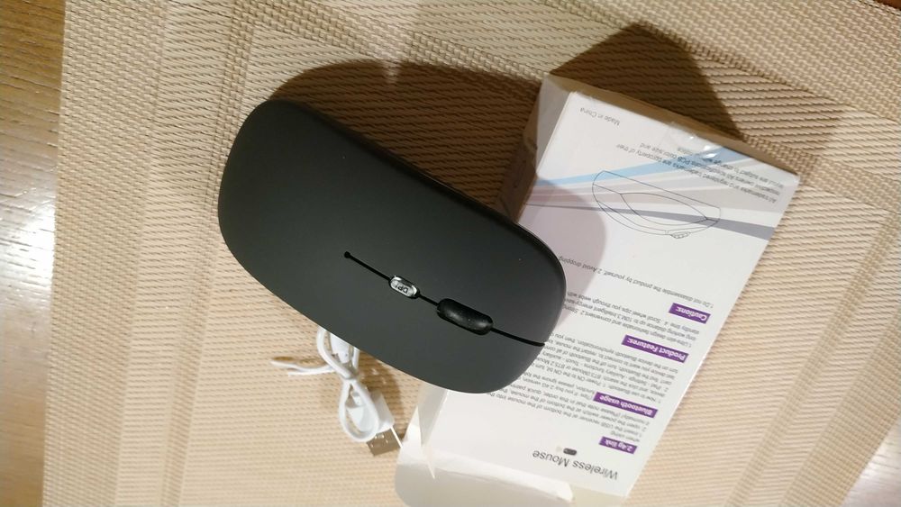 Беспроводная мышь Bluetooth 5.2 + 2.4 Гц с RGB подсветкой Black mat