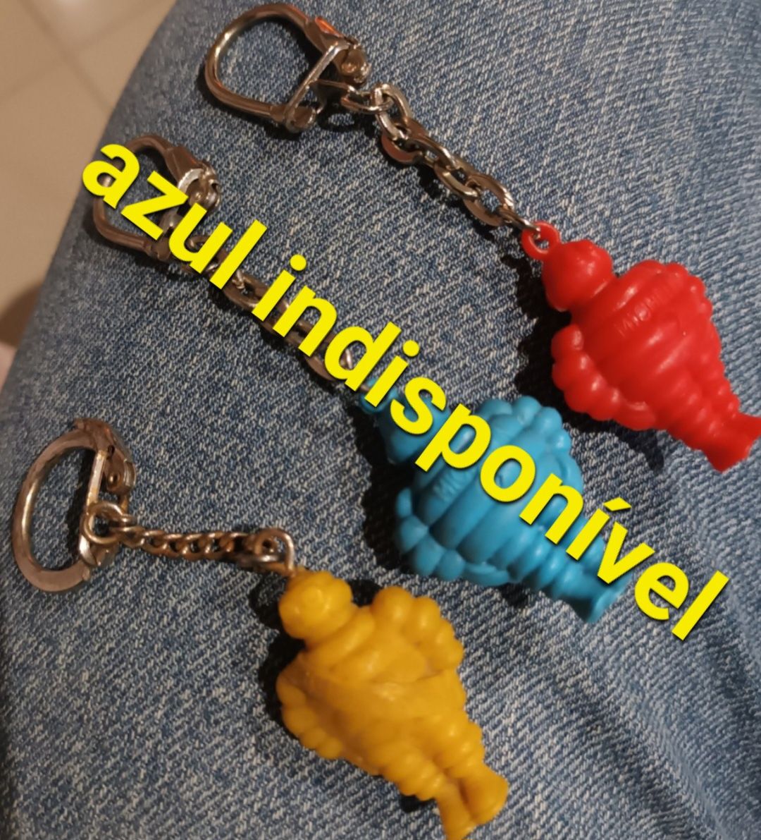 2 antigos porta chaves bibendum michelin vermelho amarelo azul