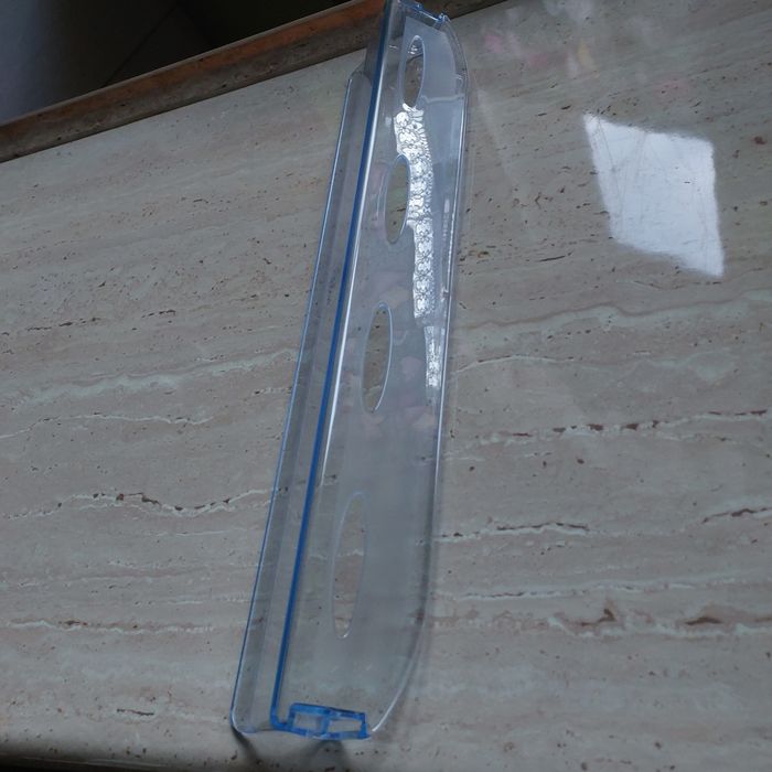 Pólki plastikowe z lodówki INDESIT