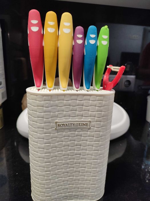 Conjunto de facas + suporte