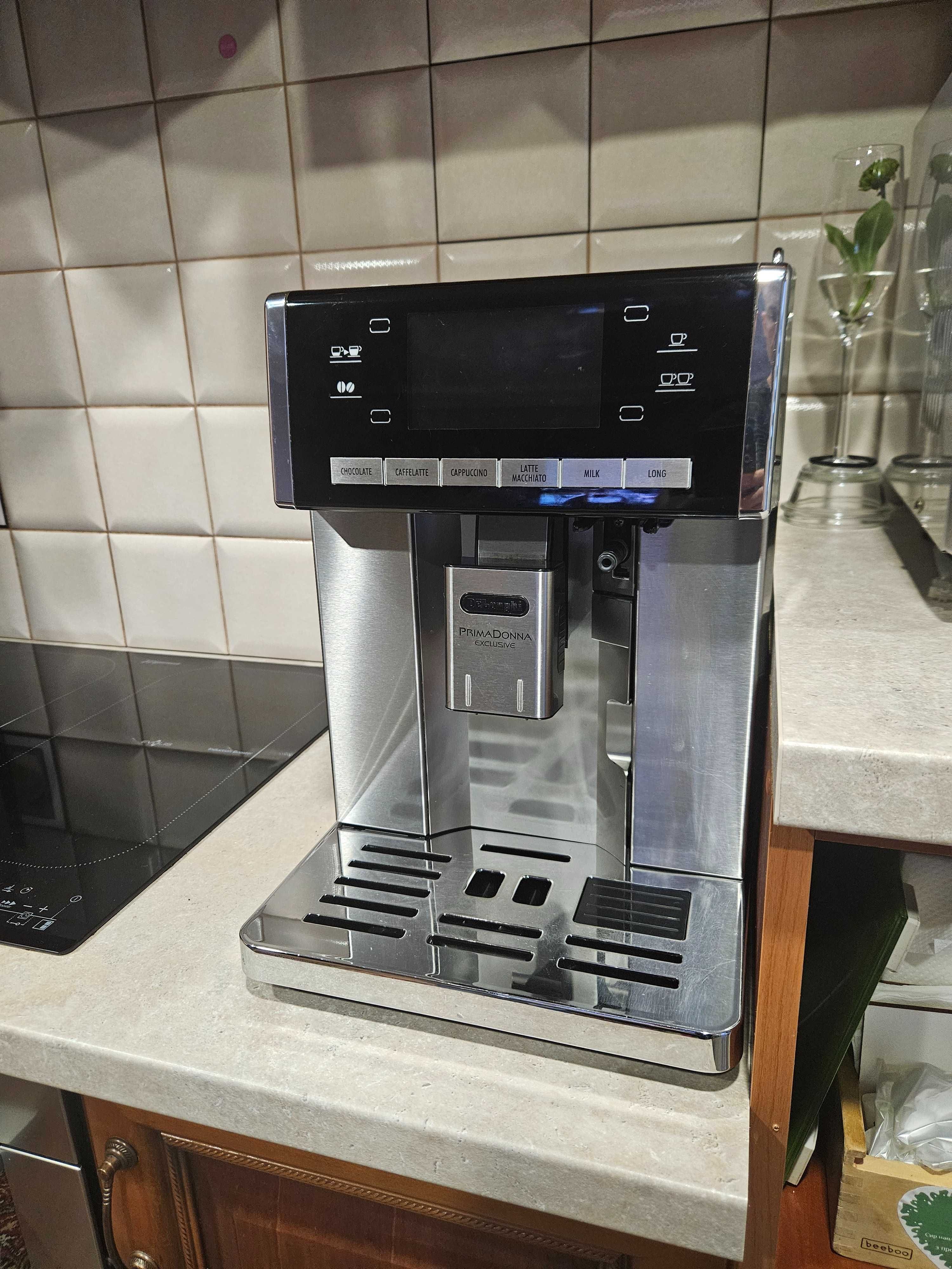 Кофемашина премиум класса Delonghi PrimaDonna 6900 Италия