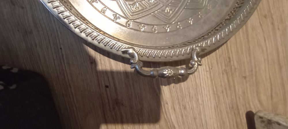 duża taca średnica 38cm wys. 4cm okazja cena 25zł...