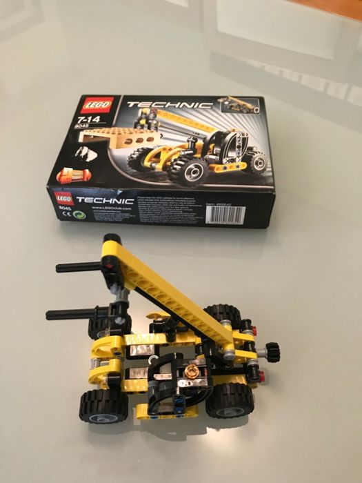 Lego Technic, 4 conjuntos completos.