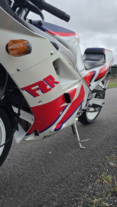 Yamaha FZR 1000 Genesis 1988