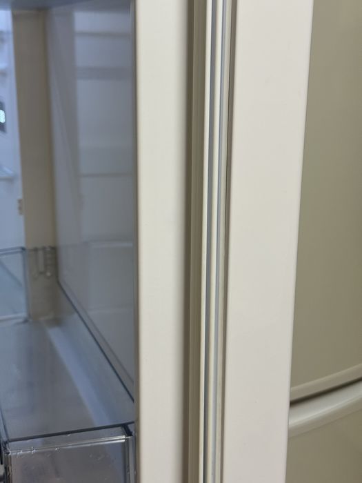 Холодильник Vestfrost CW286WB