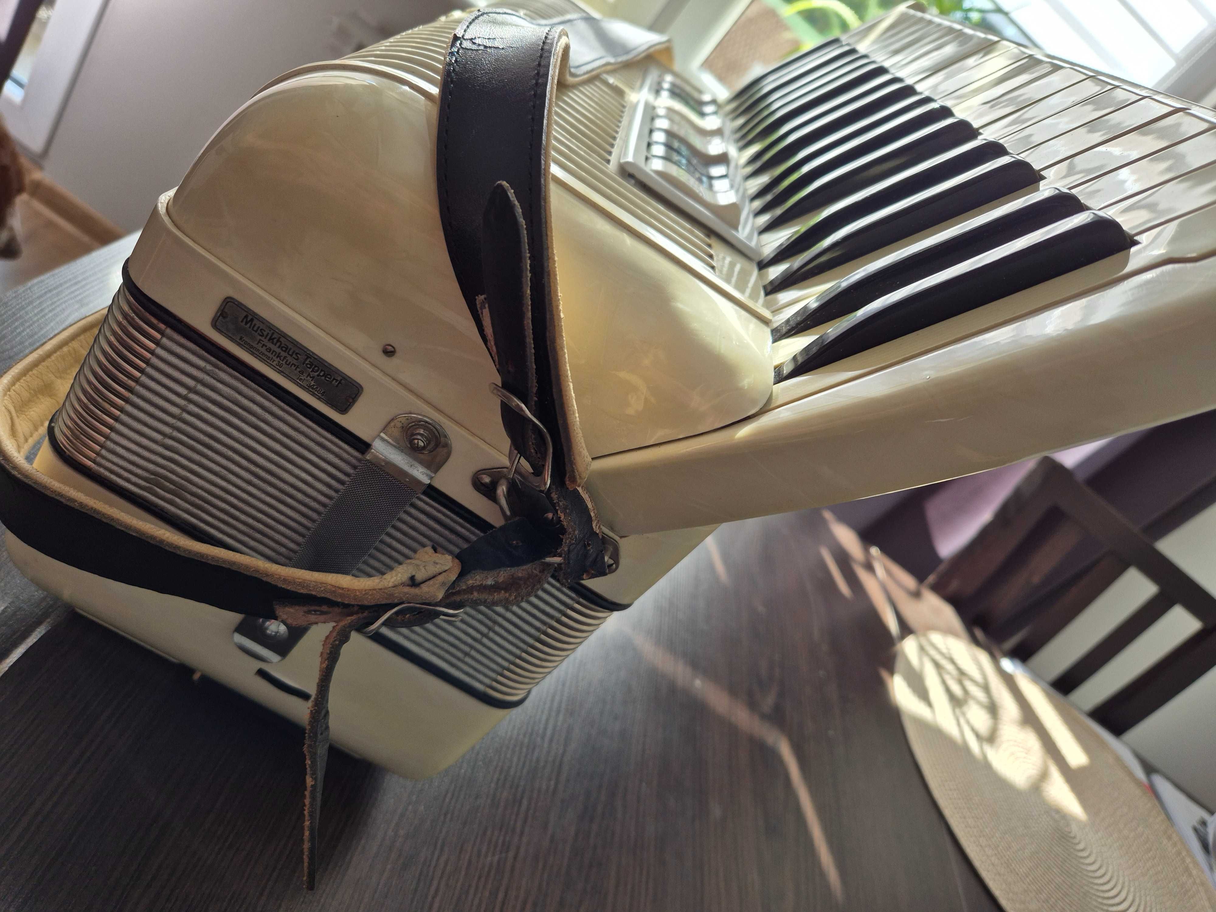 Akordeon Hohner Tango II M