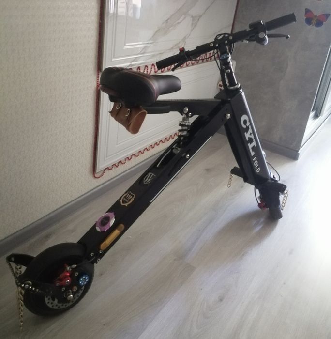 Продам електросамокат