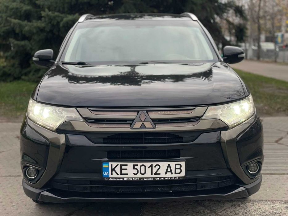 Mitsubishi Outlander 2015р 2,4 Повний привід! Обмін! Розстрочка!