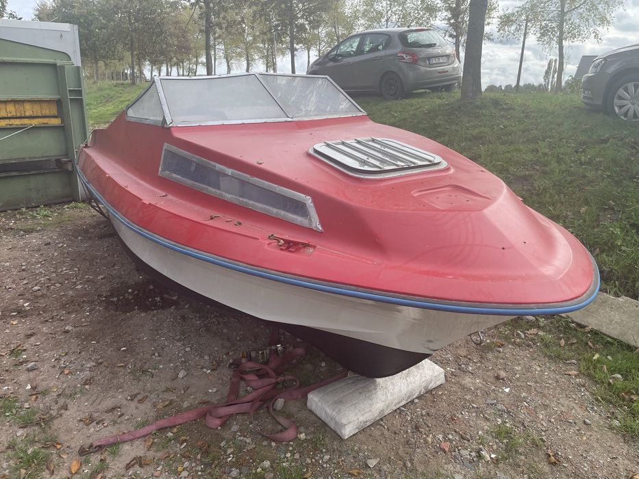 Łódz kadłubowa 6 m