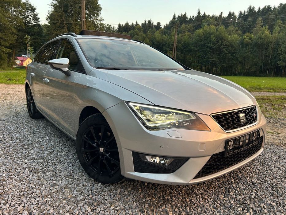 Seat Leon FR, AUTOMAT, Full LED, ALCANTARA, PDC, Panorama, Navi, Benzyna