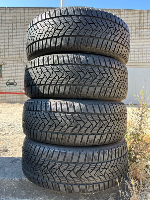 215/55 R17 Dunlop 4 зимние шины