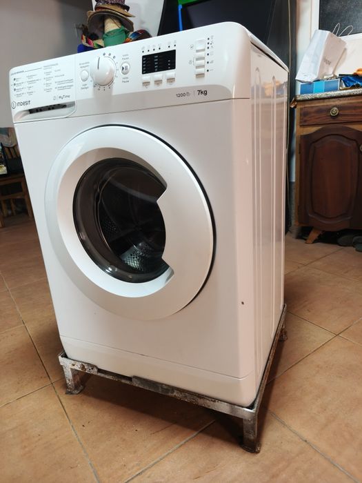 Máquina Lavar Roupa Indesit para peças/reparação