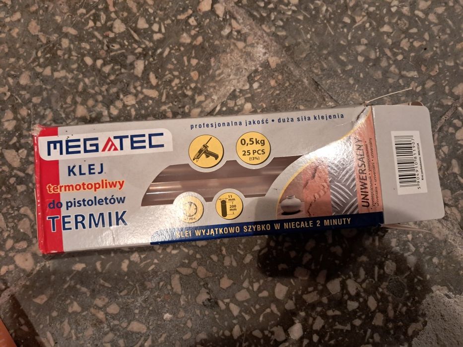 Pistolet do klejenia na gorąco z zestawem kleju