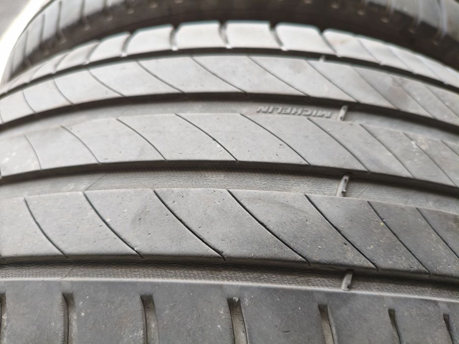 Pneus Michelin usados 215/50 R17