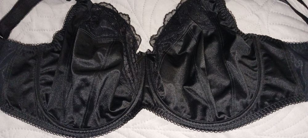 Bravissimo zmysłowy modelujący stanik biustonosz 85L