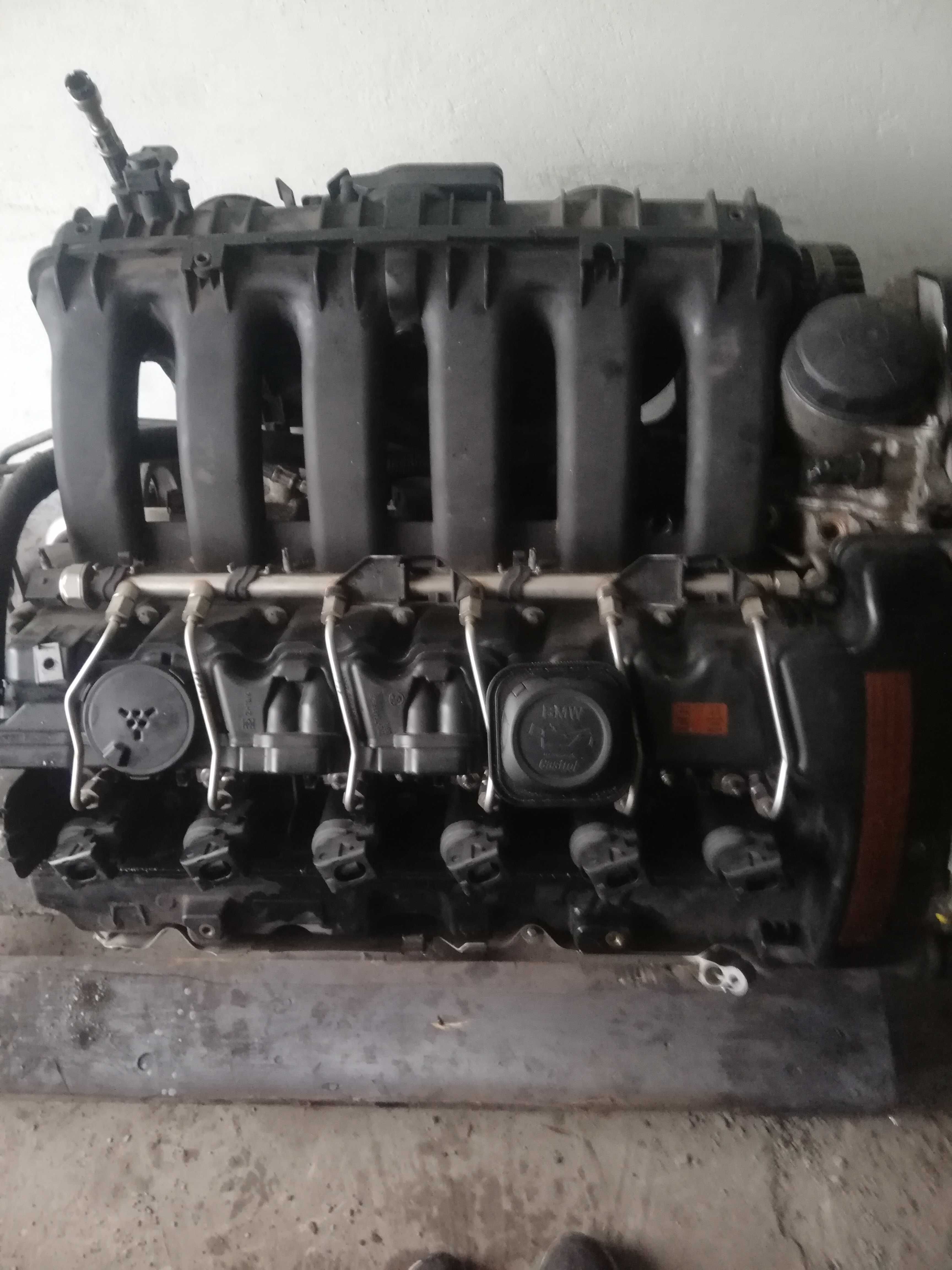 Silnik kompletny n53b30