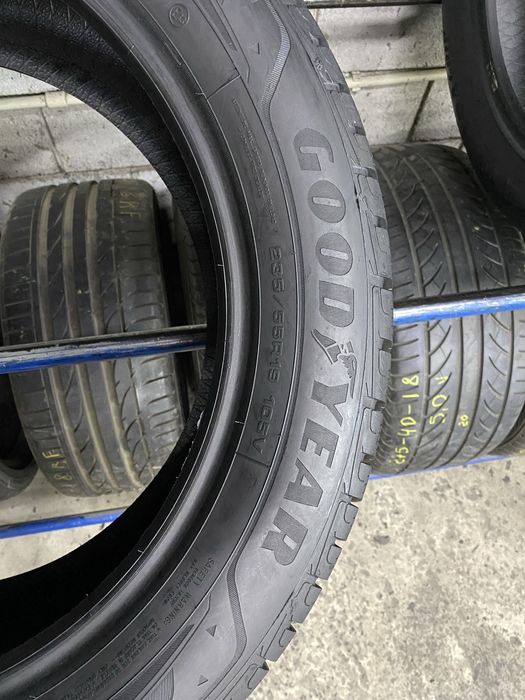 Зимові шини 235/55 R19 (105V) GOOD YEAR