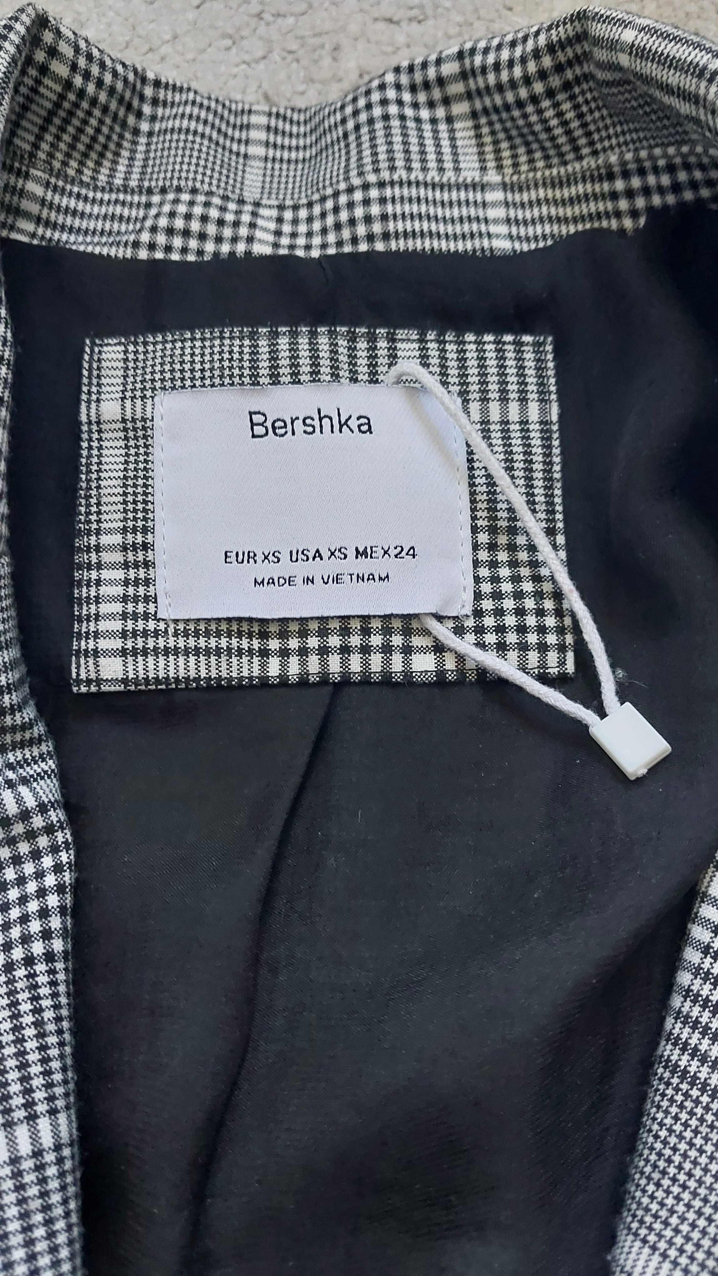 Damska marynarka Bershka