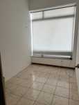 Box 7m2 com janela ideal para escritorio