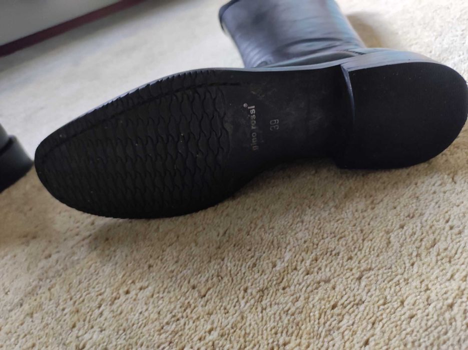 Kozaki z cielęcej skóry rozm. 39 czarne Gino Rossi