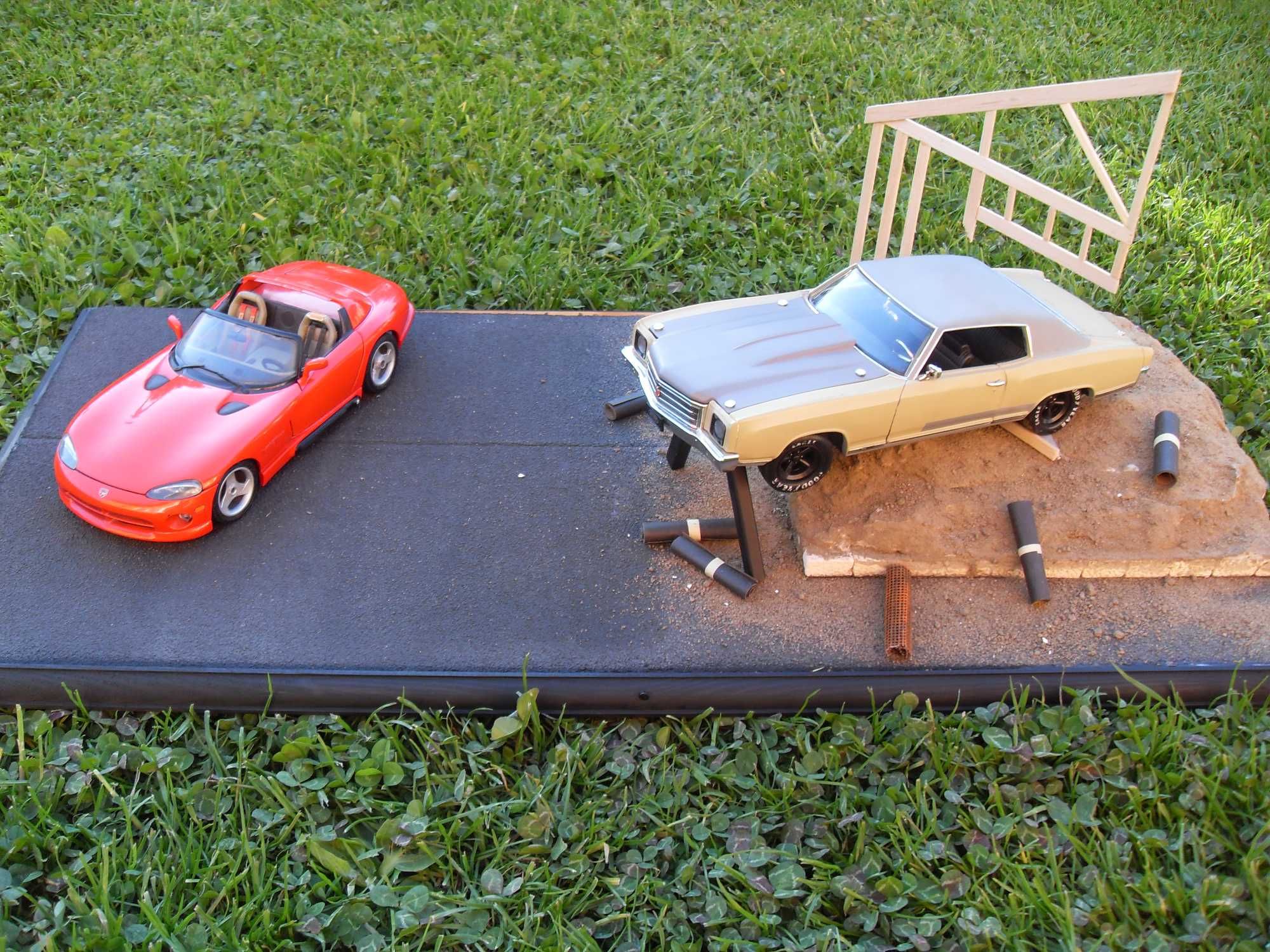 FAST AND FURIOUS TOKYO DRIFT  Monte Carlo vs Viper  Diorama  1:18