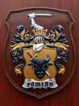 Herb szlachecki POMIAN - płaskorzeźba w drewnie jesionowym