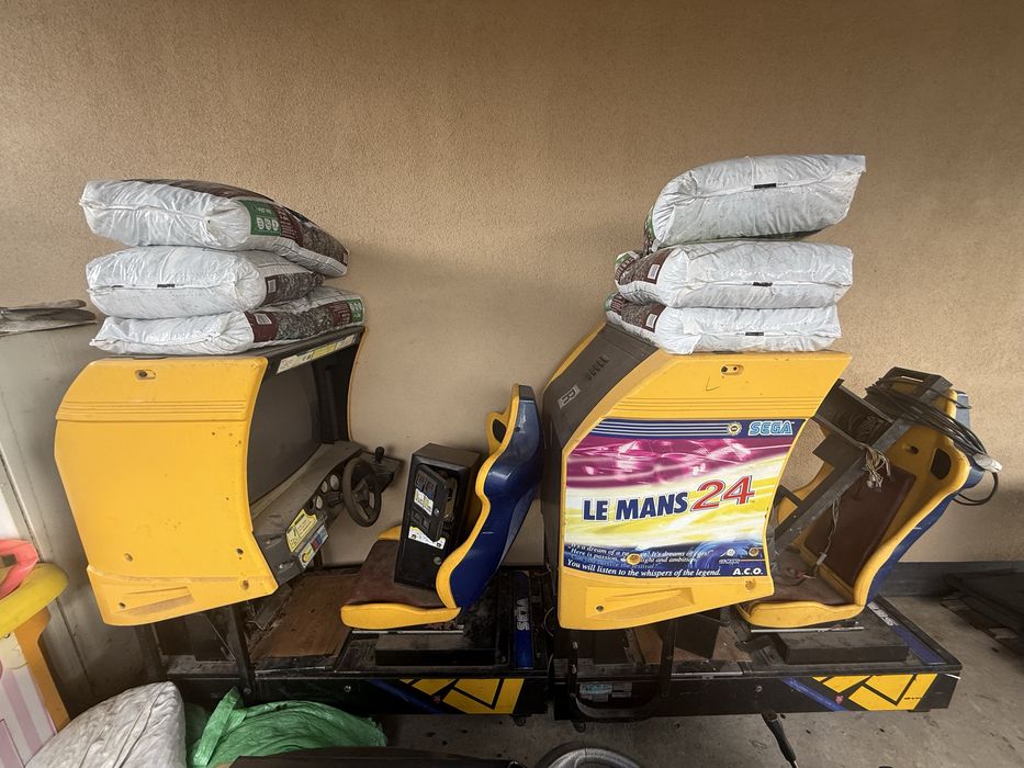 Іграшкові автомати  атракціони доя дітей  атракціони