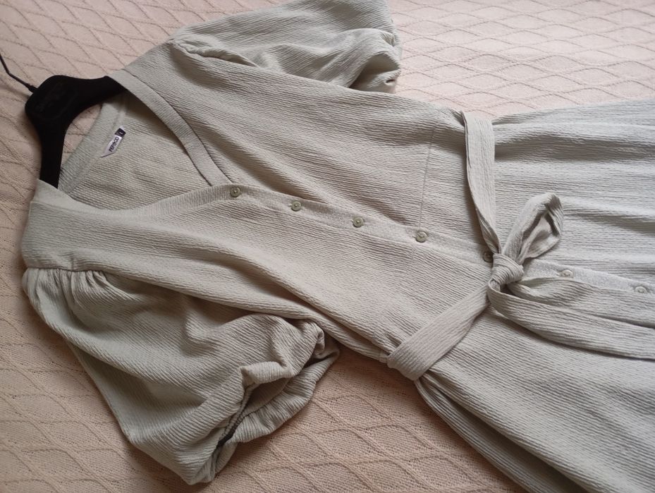 Szałwiowa miętowa sukienka na lato L tkanina strukturalna