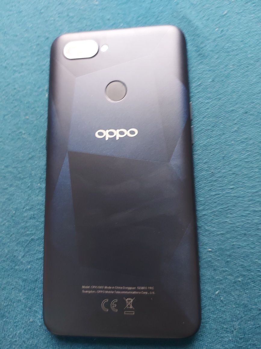 Oppo A12 telefon