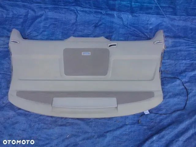 PÓŁKA TYŁ TYLNA MASKOWNICA KRATKA GŁOŚNIKA BOSE BEŻOWA AUDI A8 D3