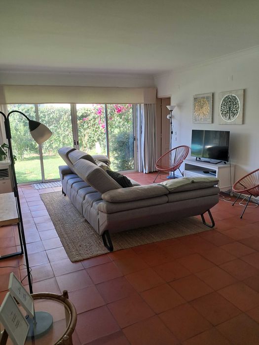 Vivenda Lisboa t5 (ler descrição)