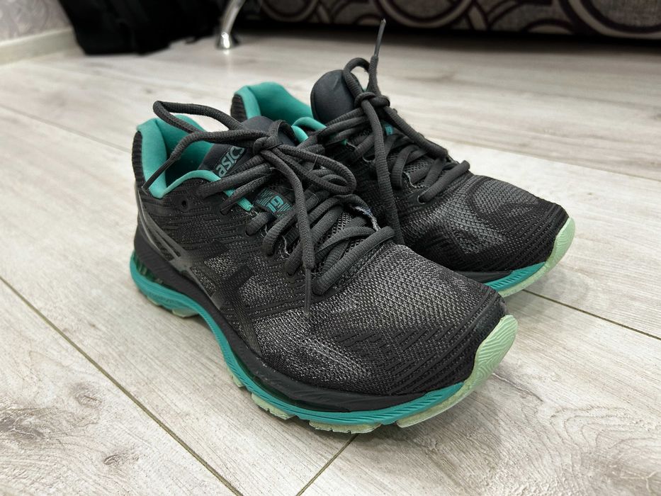Asics Gel-Nimbus 19 Lite-Show US7 EUR38 24 см