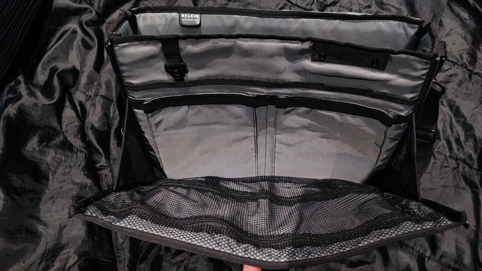 Torba na laptopa NE Belkin 13-14cali. Bardzo dobry stan