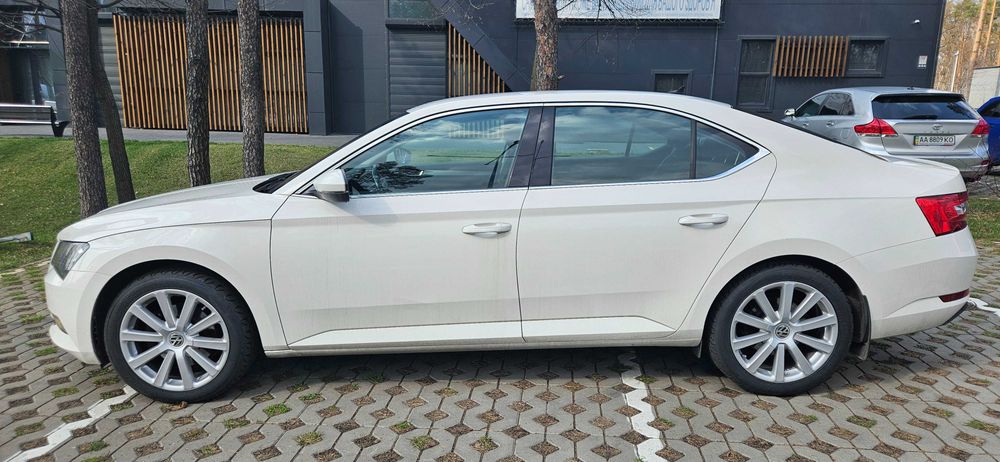 Skoda SuperB 1.8 TSI 180 к.с. 2017р. офіційний