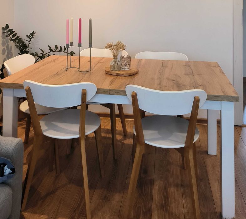 Stół MARKSKEL 90x150/193 biały/kolor naturalny dąb | JYSK