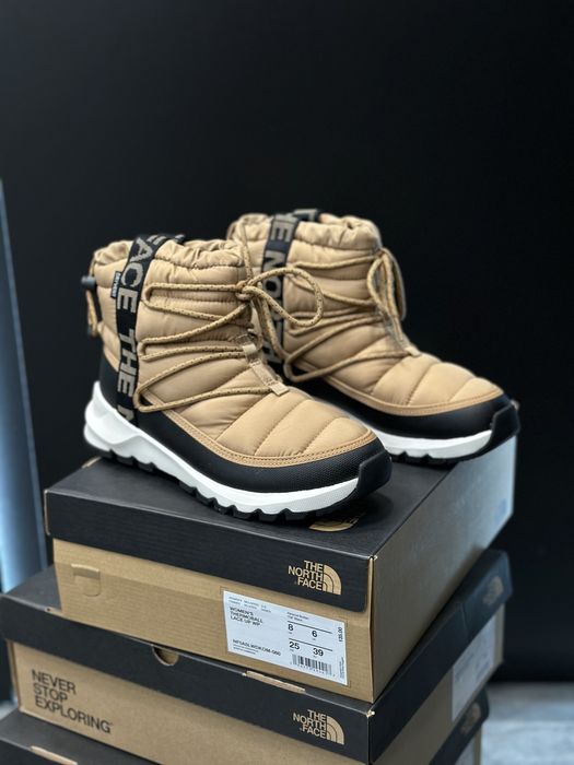 Супер ціна! Оригінальні черевики TNF  37,38,39,40