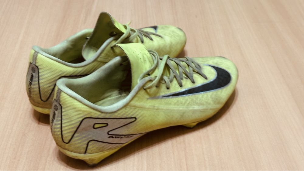 Оригінальні бутси Nike air mercurial